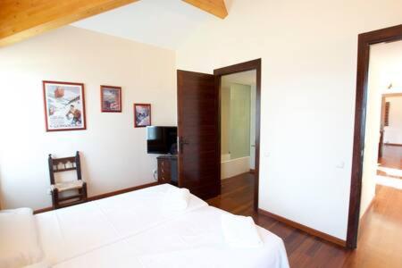 Guils de CerdañaImpresionant Xalet La Roca Forada公寓 外观 照片